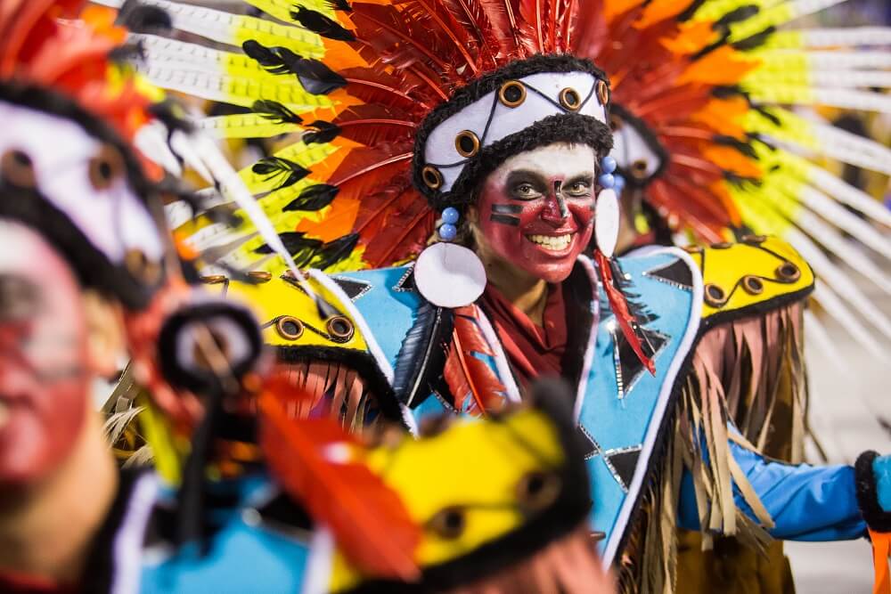 El Carnaval de Brasil: Fiesta, Ritmo y Color